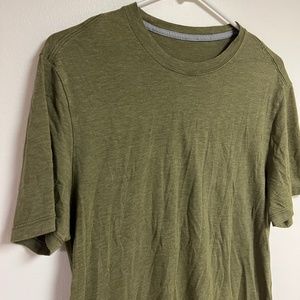 Lululemon 5 Year Basic t shirt green small